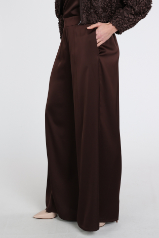 Vera Mont 03004262 Bruin