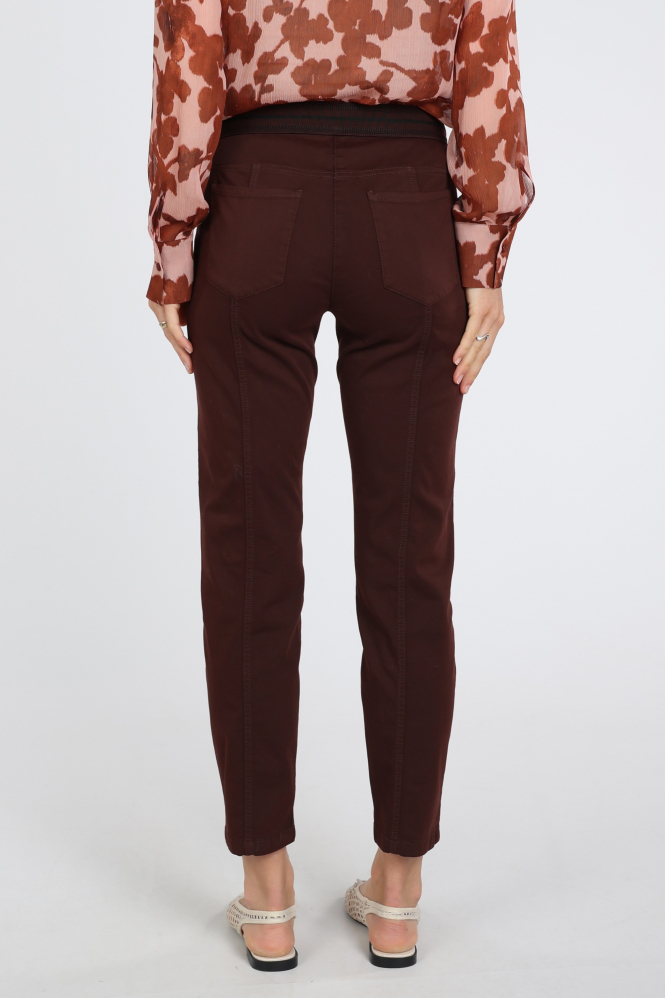 Luisa Cerano 647600-1883 Broek Bruin