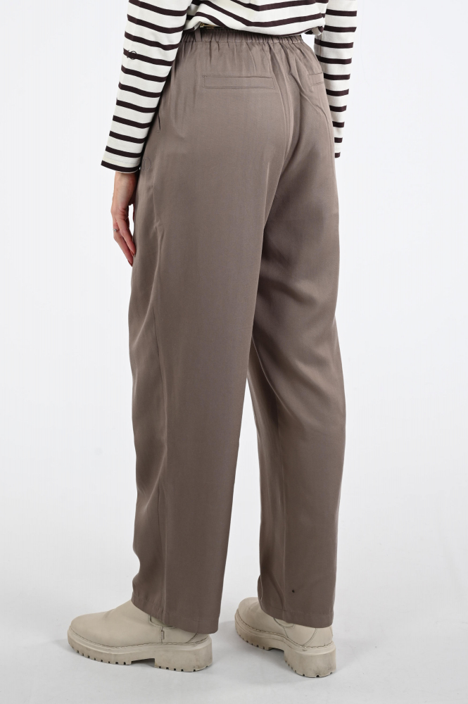 10 Days 20-034-5204 Broek Bruin