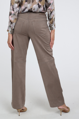 Rosner Audrey 64420/233-57 Bruin