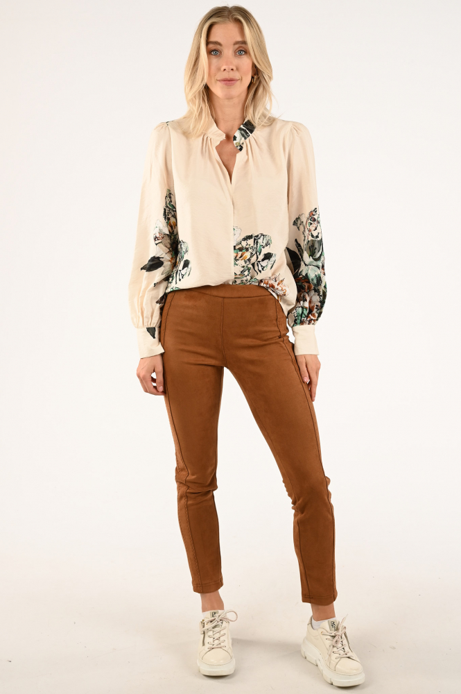 Rosner alisa 274 34423 Broek Bruin