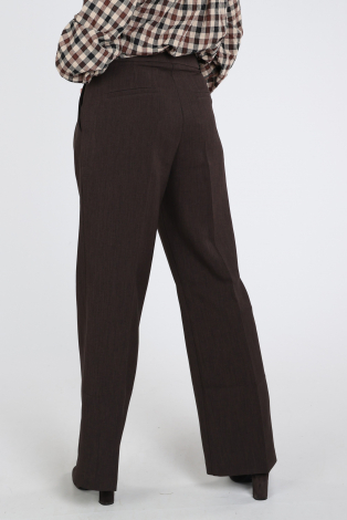 Aimée the label Ocean Trousers Bruin