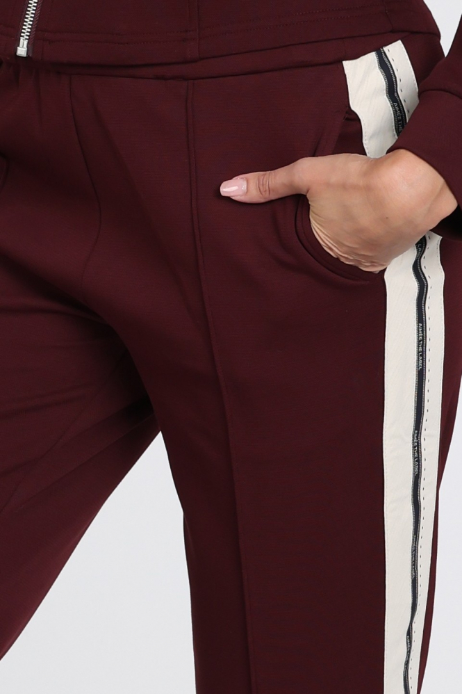 Aimée the label Iceland Pants Broek Rood