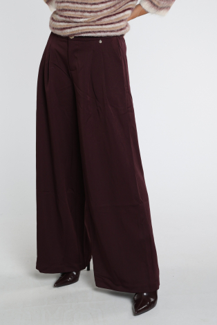 Nukus NKF09063 Rood