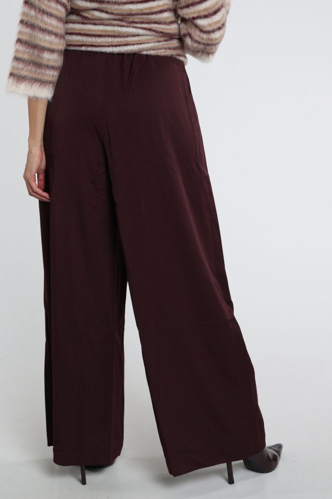 Nukus NKF09063 Broek Rood
