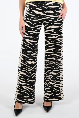 Marc Cain Sports AS 81.13 J03 Zwart