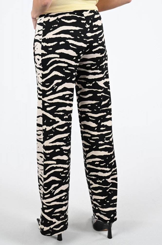 Marc Cain Sports AS 81.13 J03 Broek Zwart