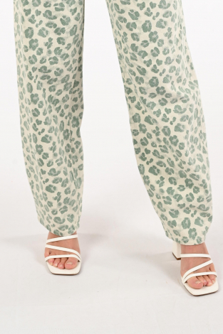 By-Bar 26218030 lew Groen