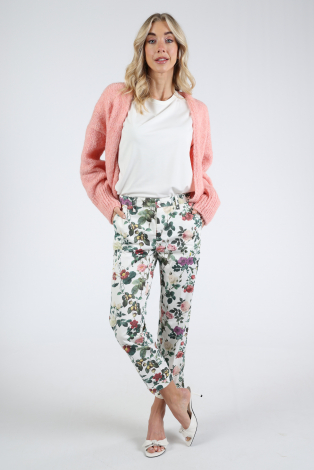 Mac Chino turn up Wit