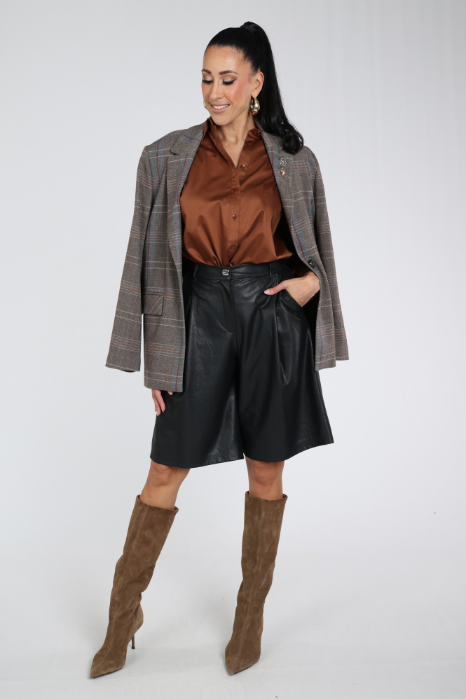 Caroline Biss 4571 Short Zwart