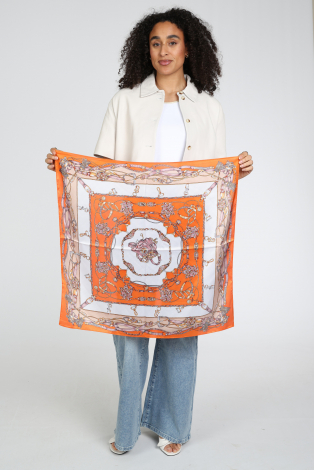 Ornella shawl Oranje