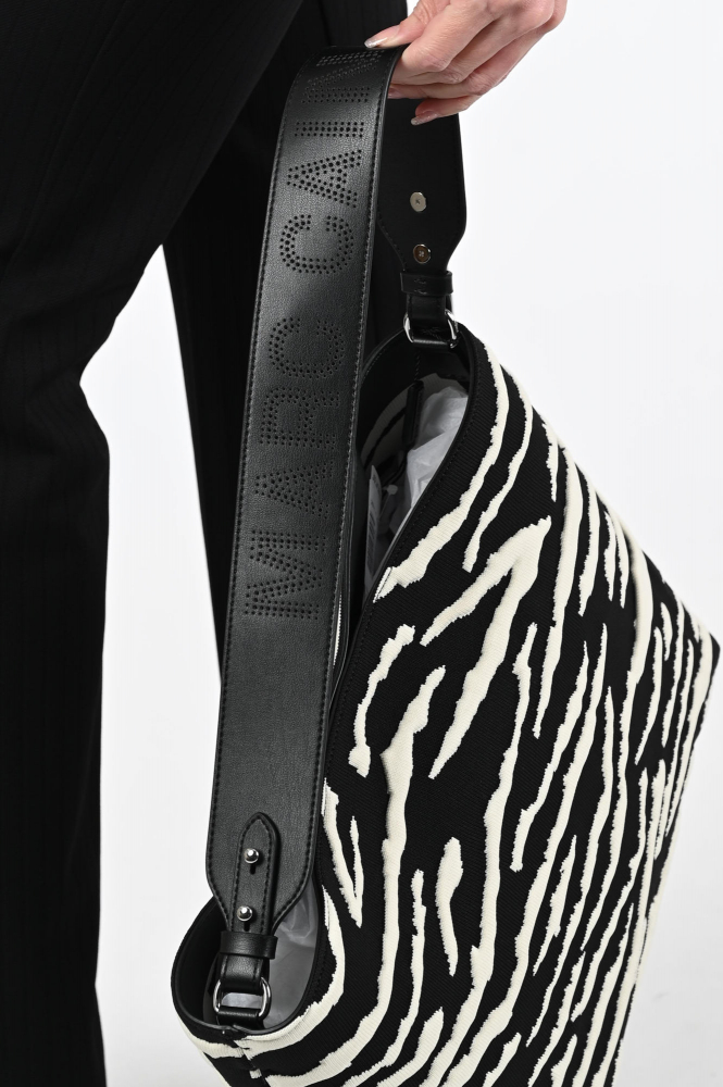 Marc Cain Sports AS TI.03 M53 Tas Zwart